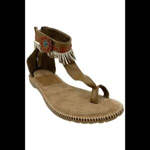 Manitobah Women's Mukluks Wasaga Ankle Sandal Light Brown/Brun Leger - Medium